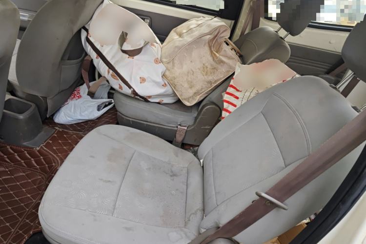 Used BAIC Weiwang M20 2015 1.2L economy version A122 Left Rear Seat