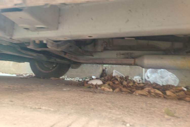 Used BAIC Weiwang M20 2015 1.2L economy version A122 Chassis Rear Left