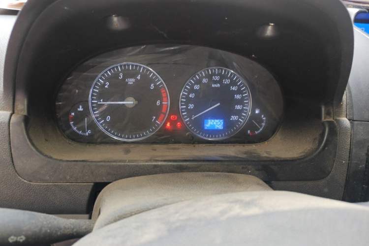 Used BAIC Weiwang M20 2015 1.2L economy version A122 Instrument Cluster