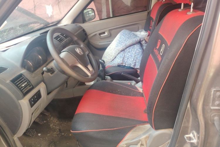 Used BAIC Weiwang M20 2015 1.2L economy version A122 Left Front Seat
