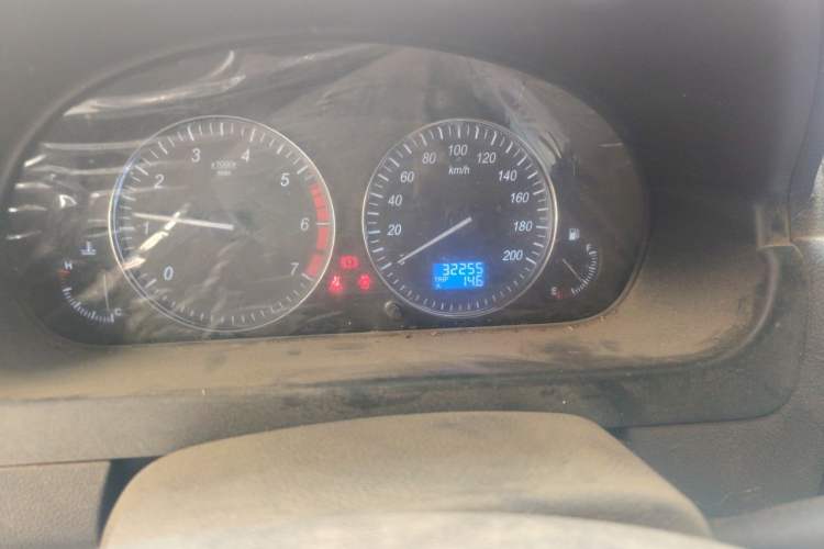 Used BAIC Weiwang M20 2015 1.2L economy version A122 Odometer Close Up