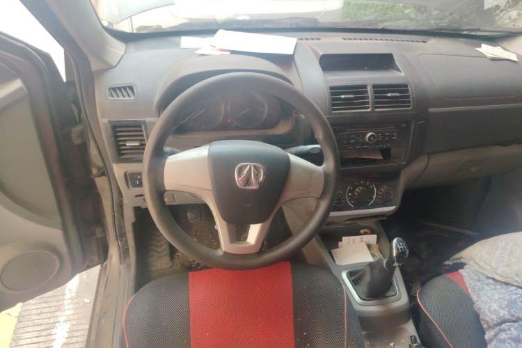 Used BAIC Weiwang M20 2015 1.2L economy version A122 Steering Wheel