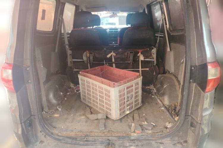 Used BAIC Weiwang M20 2015 1.2L economy version A122 Trunk