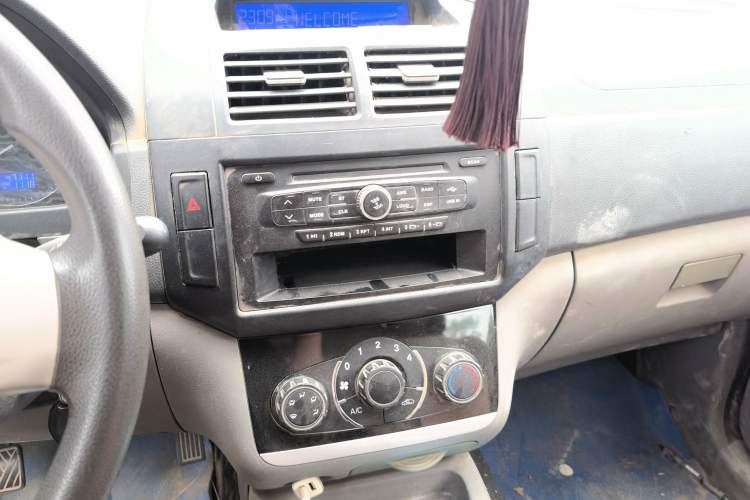 Used BAIC Weiwang M20  Audio And AC Panel