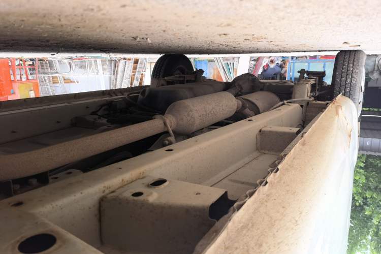 Used BAIC Weiwang M20  Chassis Front Right
