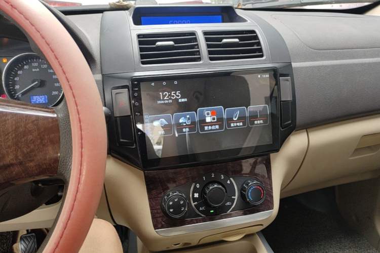Used BAIC Weiwang M20 2017 1.5L M20S Basic Version DAM15DL Audio And AC Panel