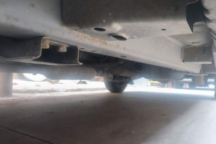 Used BAIC Weiwang M20  Chassis Front Left