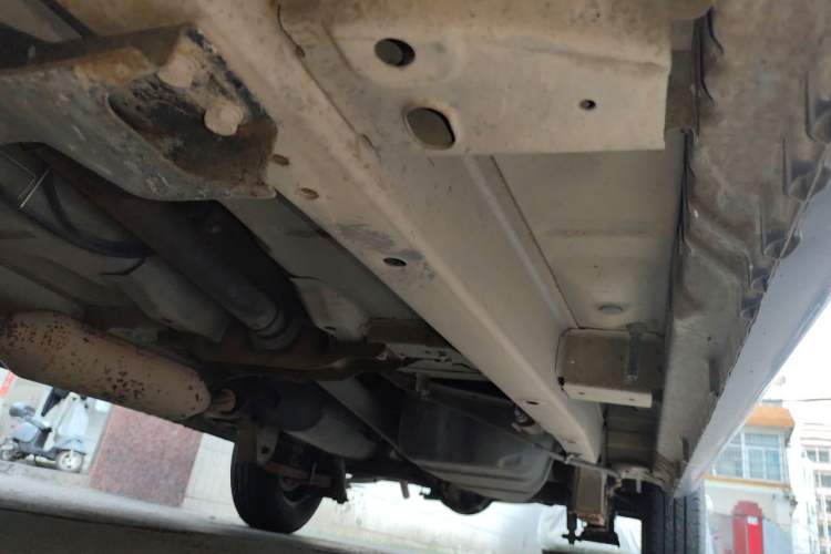 Used BAIC Weiwang M20  Chassis Front Left