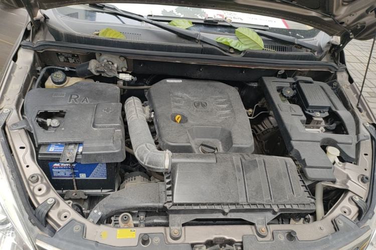 Used BAIC Weiwang M20 2017 1.5L M20S Basic Version DAM15DL Engine Bay