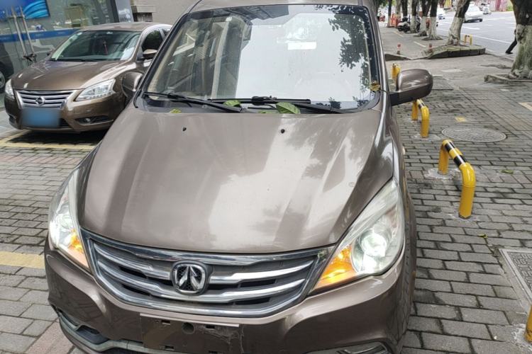 Used BAIC Weiwang M20 2017 1.5L M20S Basic Version DAM15DL Front