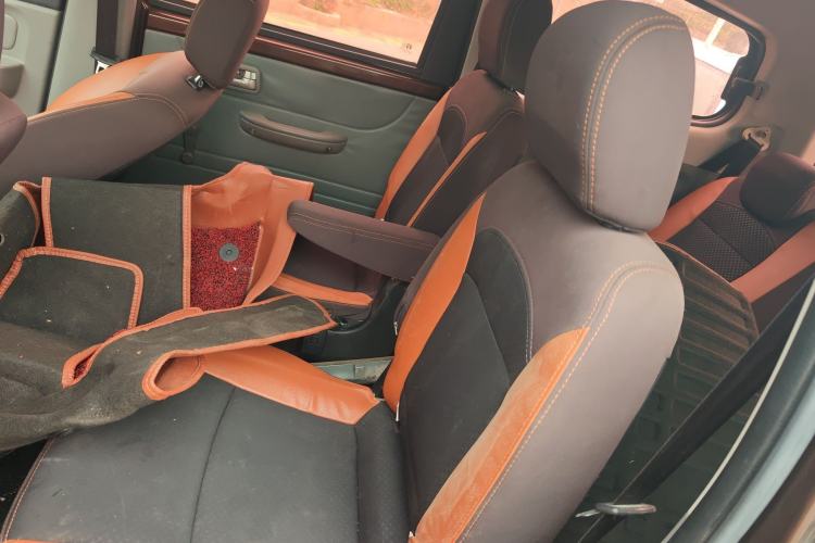 Used BAIC Weiwang M20 2017 1.5L M20S Basic Version DAM15DL Left Rear Seat