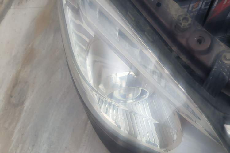 Used BAIC Weiwang M20  Right Front Headlight