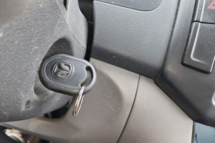 Used BAIC Weiwang M20 2017 1.5L M20S Basic Version DAM15DL Vehicle Key