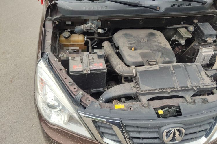 Used BAIC Weiwang M20 2017 1.5L M20S Basic Version DAM15DL Engine Bay Right