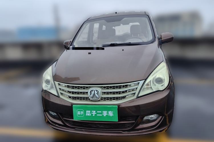 Used BAIC Weiwang M20 2017 1.5L M20S Basic Version DAM15DL Front