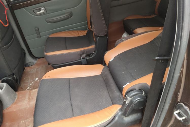 Used BAIC Weiwang M20 2017 1.5L M20S Basic Version DAM15DL Left Rear Seat