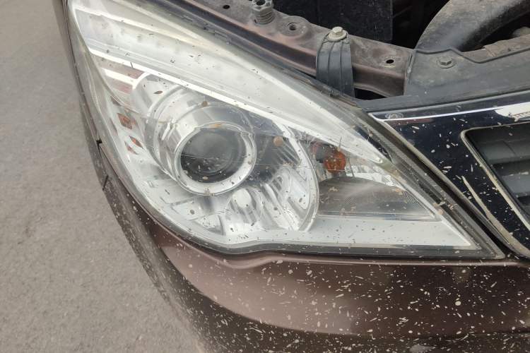 Used BAIC Weiwang M20 2017 1.5L M20S Basic Version DAM15DL Right Front Headlight