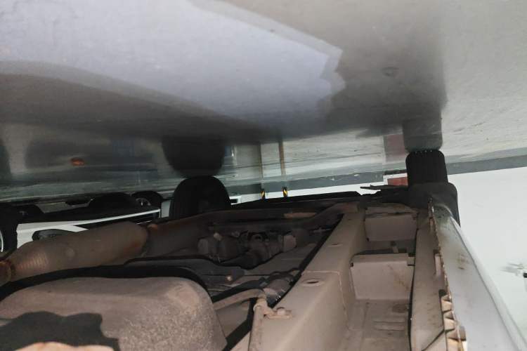 Used BAIC Weiwang M20 2017 1.5L M20S Basic Version DAM15DL Chassis Front Left