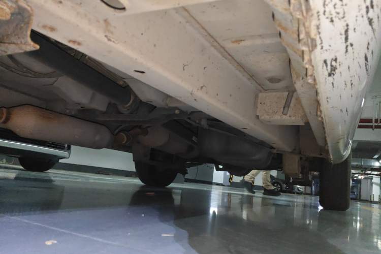 Used BAIC Weiwang M20 2017 1.5L M20S Basic Version DAM15DL Chassis Rear Left
