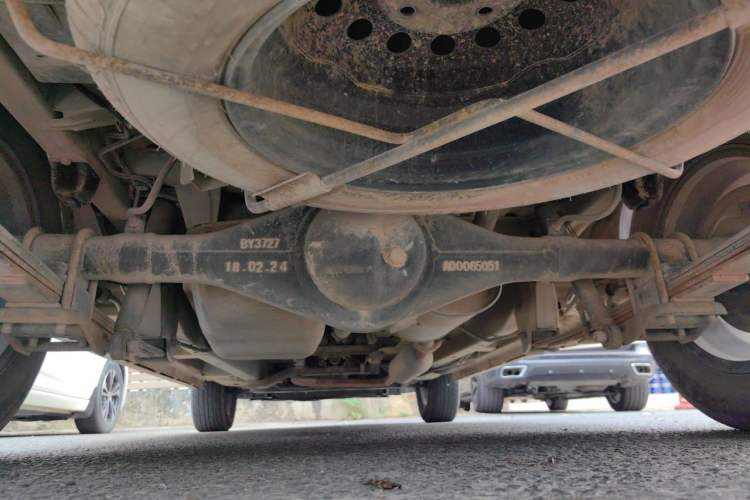 Used BAIC Weiwang M20 2017 1.5L M20S Basic Version DAM15DL Chassis Rear