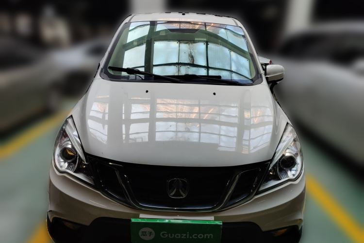 Used BAIC Weiwang M20 2017 1.5L M20S Basic Version DAM15DL Front