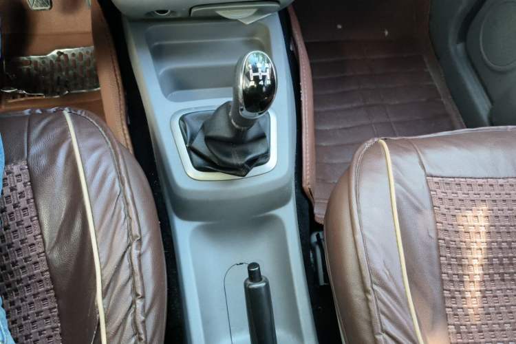 Used BAIC Weiwang M20  Gear Lever