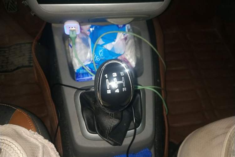 Used BAIC Weiwang M20 2017 1.5L M20S Basic Version DAM15DL Gear Lever