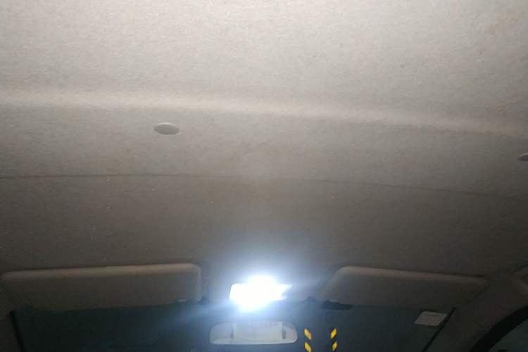 Used BAIC Weiwang M20 2017 1.5L M20S Basic Version DAM15DL Headliner