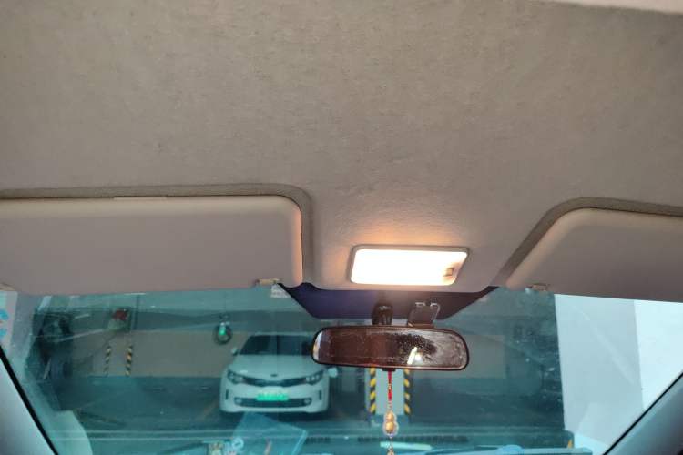 Used BAIC Weiwang M20 2017 1.5L M20S Basic Version DAM15DL Headliner