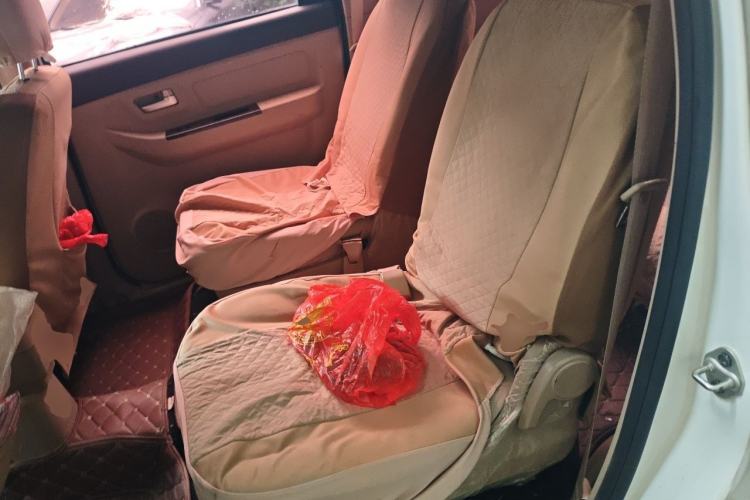 Used BAIC Weiwang M20 2017 1.5L M20S Basic Version DAM15DL Left Rear Seat
