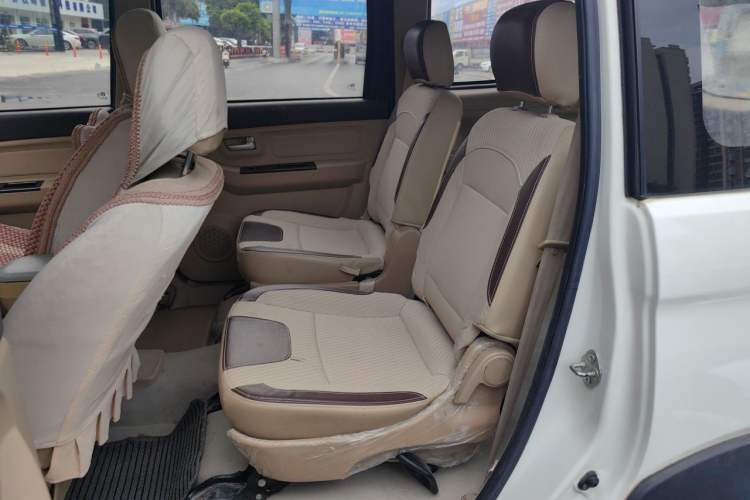 Used BAIC Weiwang M20 2017 1.5L M20S Basic Version DAM15DL Left Rear Seat