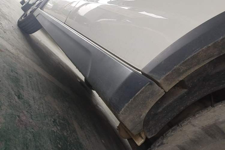 Used BAIC Weiwang M20 2017 1.5L M20S Basic Version DAM15DL Left Side Sill