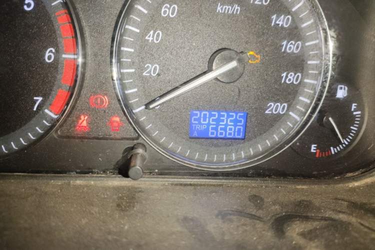 Used BAIC Weiwang M20 2017 1.5L M20S Basic Version DAM15DL Odometer Close Up