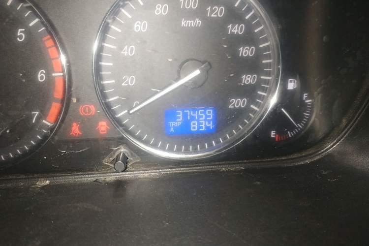 Used BAIC Weiwang M20 2017 1.5L M20S Basic Version DAM15DL Odometer Close Up
