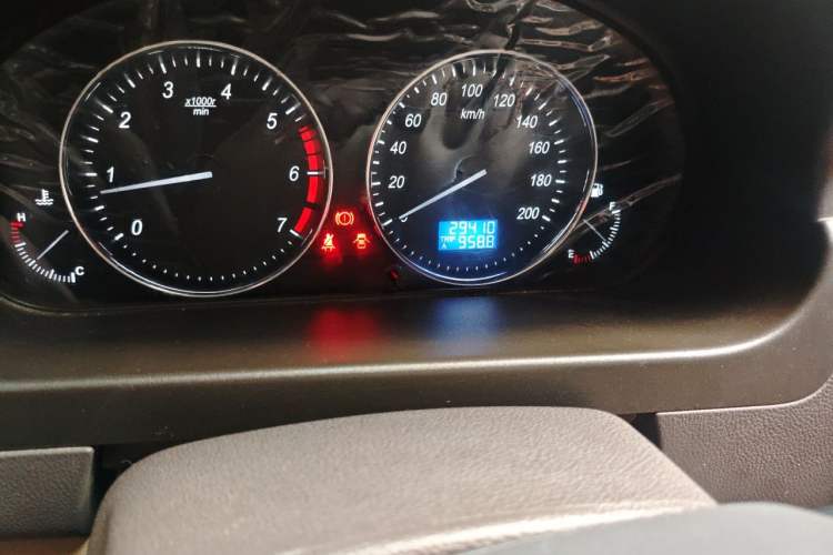 Used BAIC Weiwang M20 2017 1.5L M20S Basic Version DAM15DL Odometer Close Up