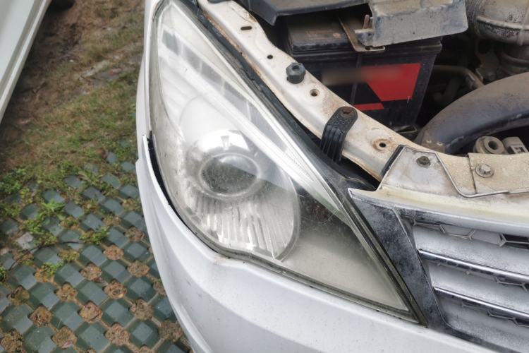 Used BAIC Weiwang M20 2017 1.5L M20S Basic Version DAM15DL Right Front Headlight