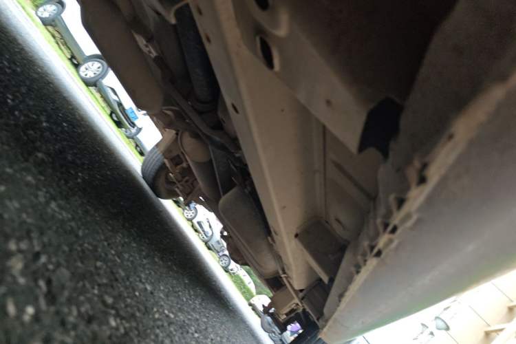 Used BAIC Weiwang M30  Chassis Front Left