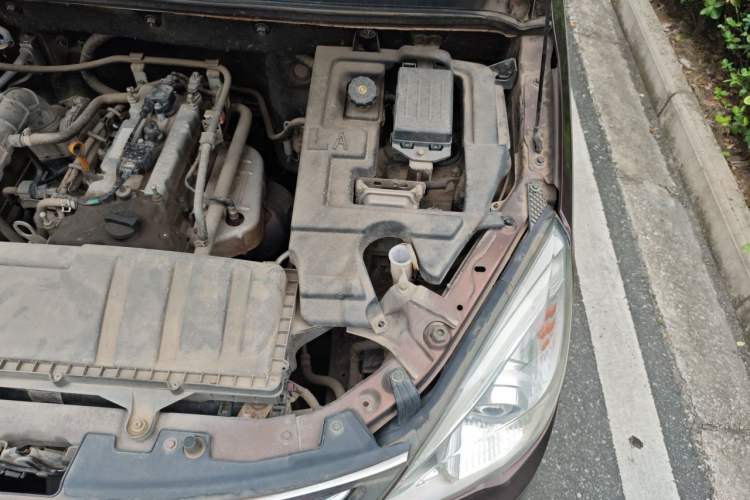 Used BAIC Weiwang M30  Engine Bay Left