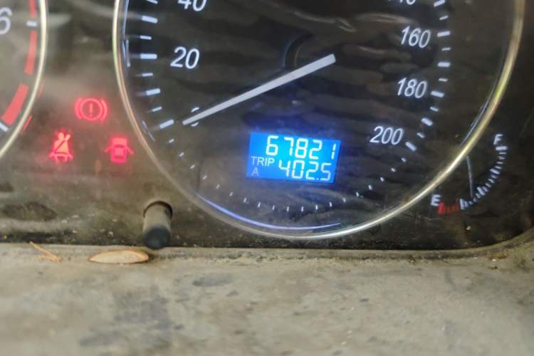 Used BAIC Weiwang M30  Odometer Close Up