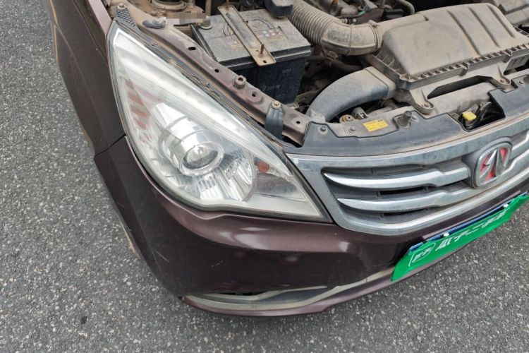 Used BAIC Weiwang M30  Right Front Headlight