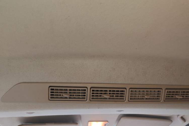 Used BAIC Weiwang M30 2015 1.5L Comfort version DAM15 Headliner