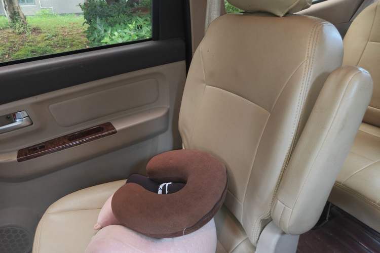 Used BAIC Weiwang M30 2015 1.5L Comfort version DAM15 Left Rear Seat