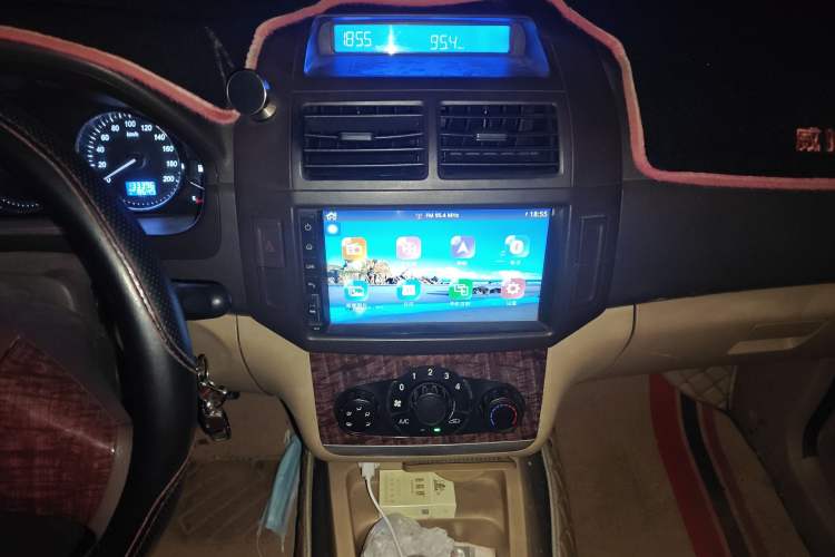 Used BAIC Weiwang M30 2015 1.5L Basic Version DAM15 Audio And AC Panel