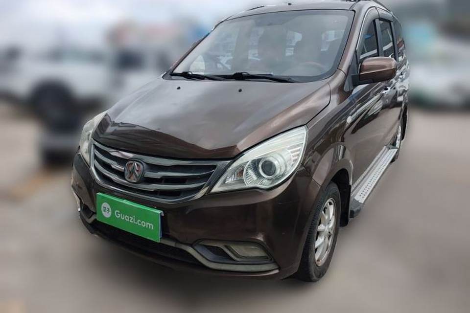 BAIC Weiwang M30 2015