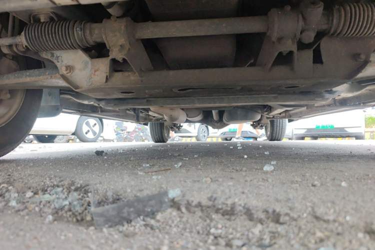 Used BAIC Weiwang M30 2015 1.5L Comfort version DAM15 Chassis Front