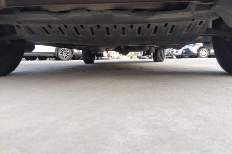 Used BAIC Weiwang M30 2015 1.5L Basic Version DAM15 Chassis Front