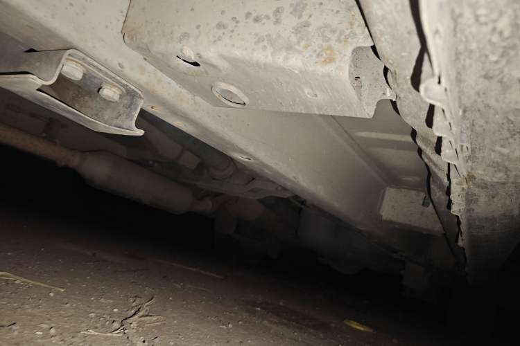 Used BAIC Weiwang M30 2015 1.5L Basic Version DAM15 Chassis Front Left