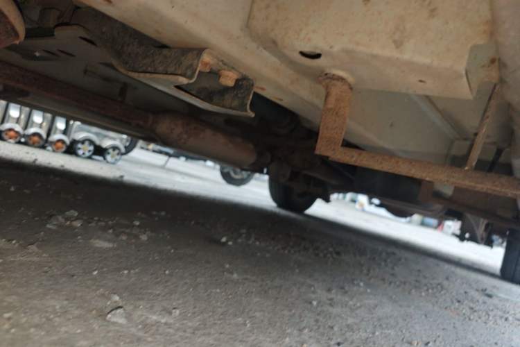 Used BAIC Weiwang M30 2015 1.5L Basic Version DAM15 Chassis Front