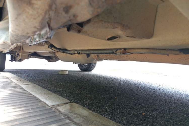 Used BAIC Weiwang M30 2015 1.5L Comfort Version BJ415B Chassis Front Right