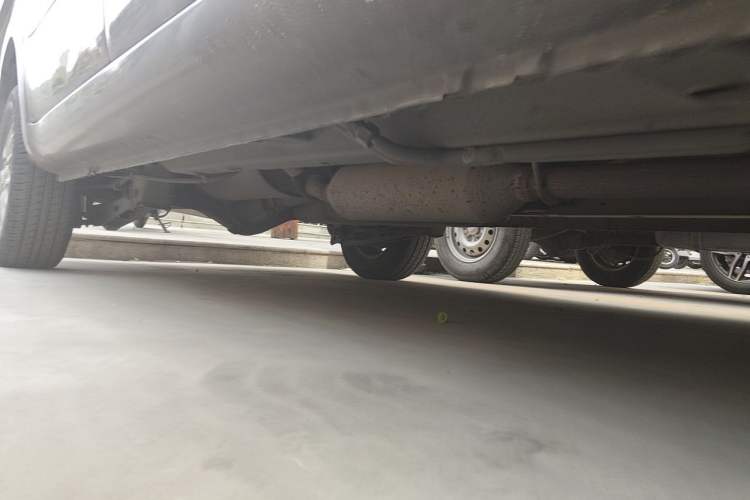 Used BAIC Weiwang M30 2015 1.5L Basic Version DAM15 Chassis Front Right